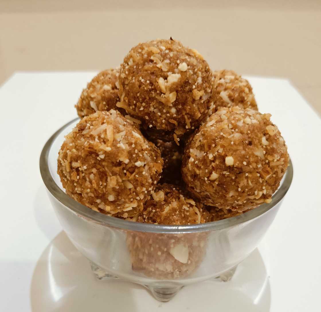 Dryfruit Dink Ladoo